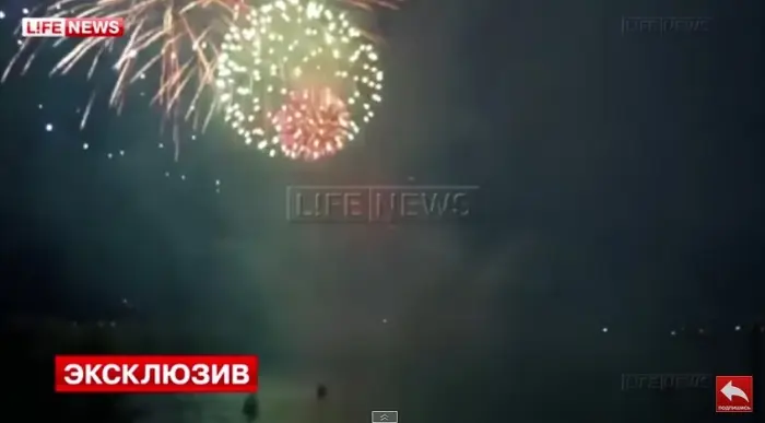 В Омске фейерверк попал в толпу