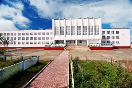 Прокуратура выясняет причины гибели ребенка в сунтарской школе