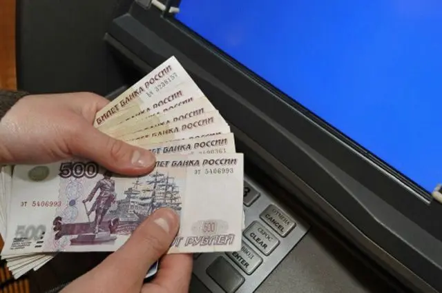 Наркополицейские попались на воровстве денег у задержанного  