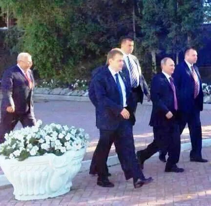 Врио не удалось погреться в лучах Путина