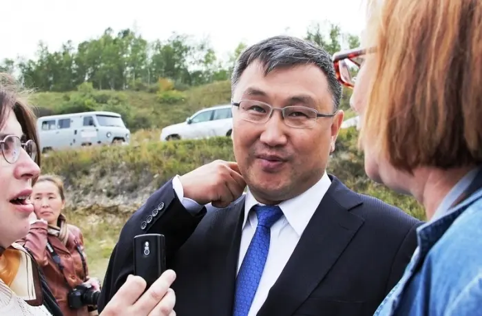«Шоб ты жил на одну зарплату!»