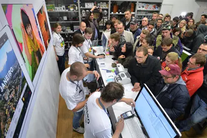 Стали известны сроки начала продаж iPhone 6 в России