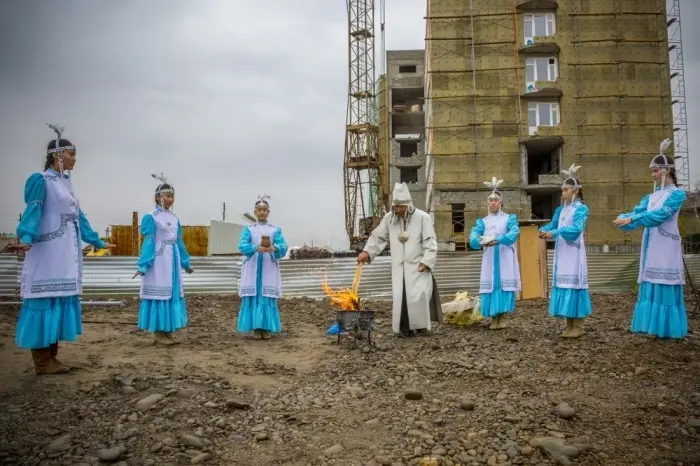 В Сайсарском округе началось строительство новых городских кварталов