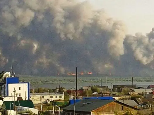 В Олекминском районе едва не сгорел поселок