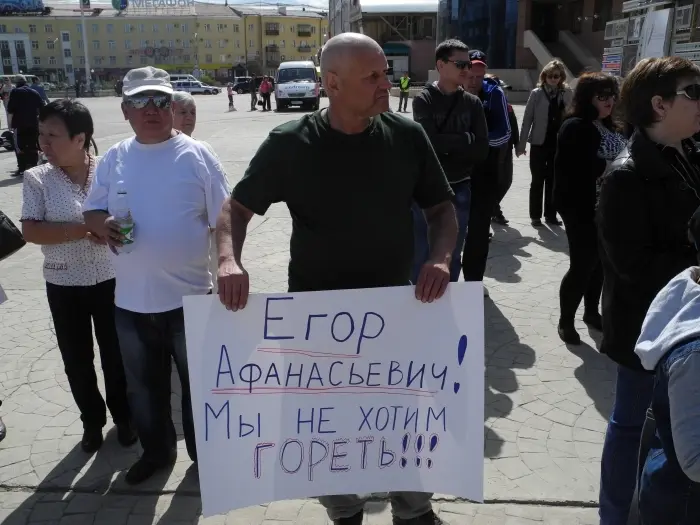 "Достаточно одной спички": погорельцы возмущены бездействием властей (+фото)