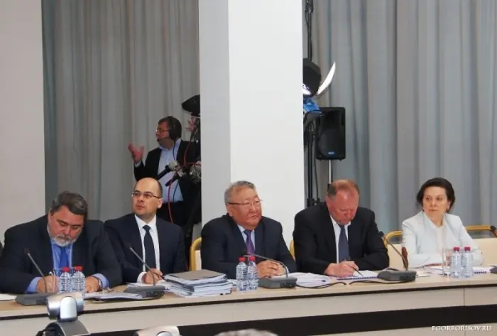 Сколько можно кормить газовых посредников? 