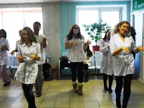 График медучреждений Якутска  в праздничные дни