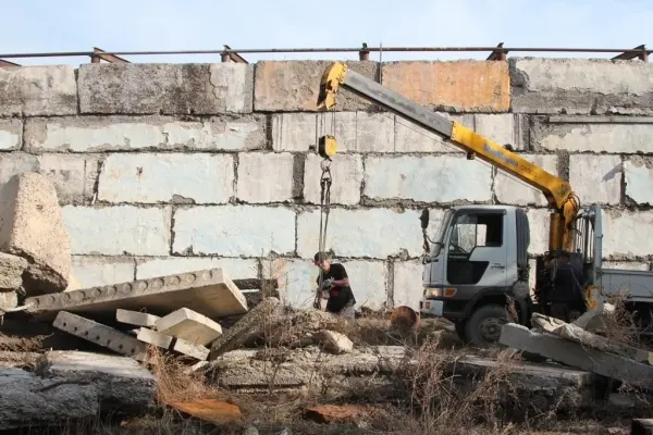 Городские власти усилят борьбу с незаконными постройками