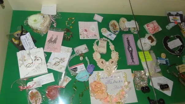 Ярмарка Музея археологии СВФУ собрала 76 000 рублей на поддержку Айтала Кашкина
