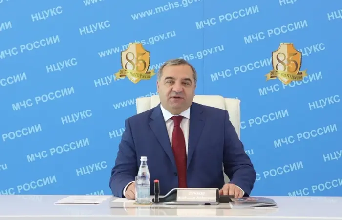 Пучков потребовал взять на особый контроль ситуацию с пожарами на юге Якутии
