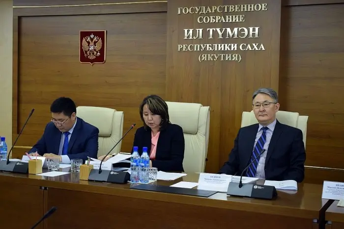 Форум предпринимателей Якутии: радио-переговоры с помехами