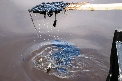 Более 8 млн рублей оплатило предприятие за утопленный в водоеме бензовоз