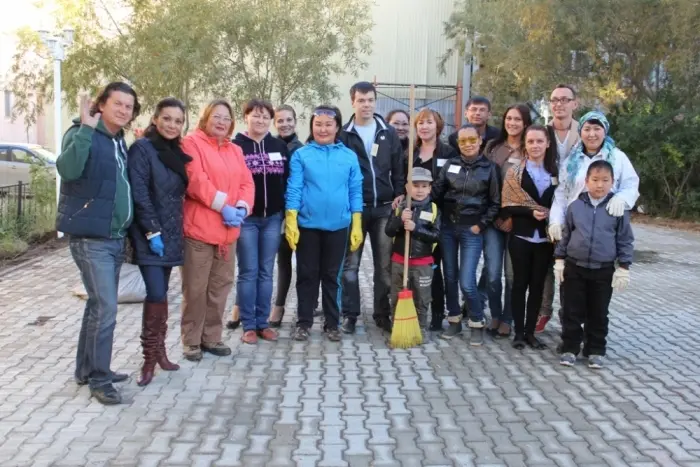 Ресторанный холдинг Скрипина подарил городу 50 новых деревьев