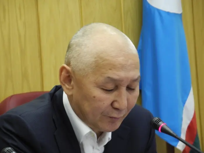 Чиновникам предложили поделиться «Крузаками» с инвалидами 