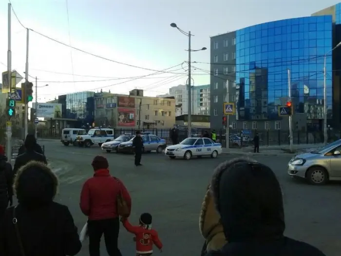 Кому выгодна утка о бомбе в Верховном суде? 