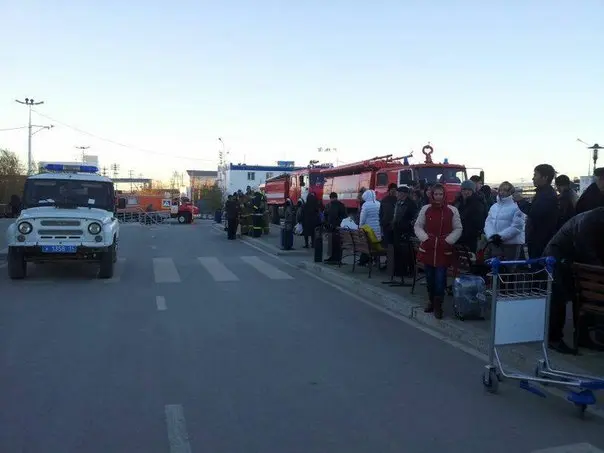 Аэропорт «Якутск» эвакуировали из-за муляжа гранаты