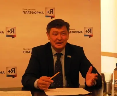 Афанасий Максимов продолжит бунт в Гордуме Якутска 