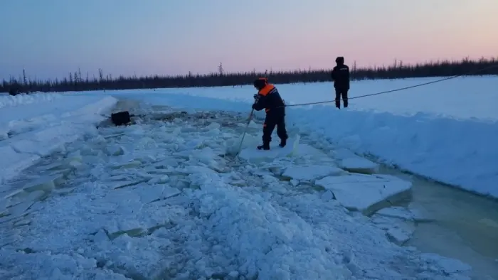 На озере Сойбалах водолазы нашли тело утонувшего водителя