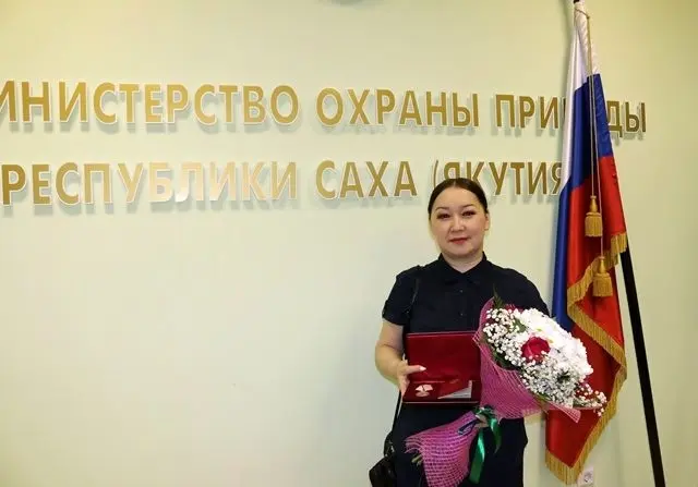 В Минприроды Якутии чествовали специалиста, которая спасла утопающего