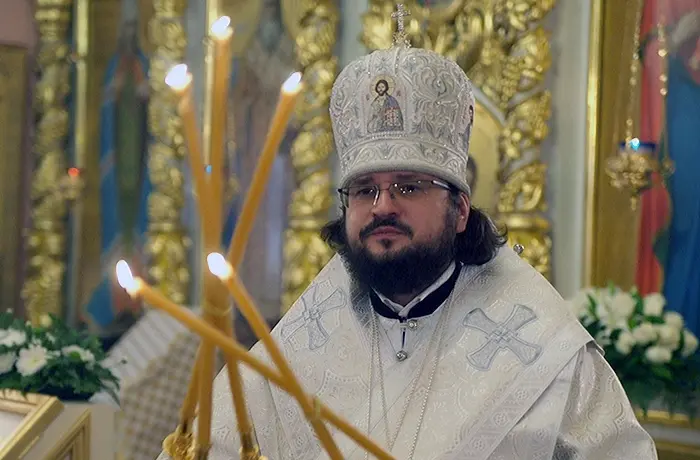 Архиепископ Роман поздравляет с Пасхой