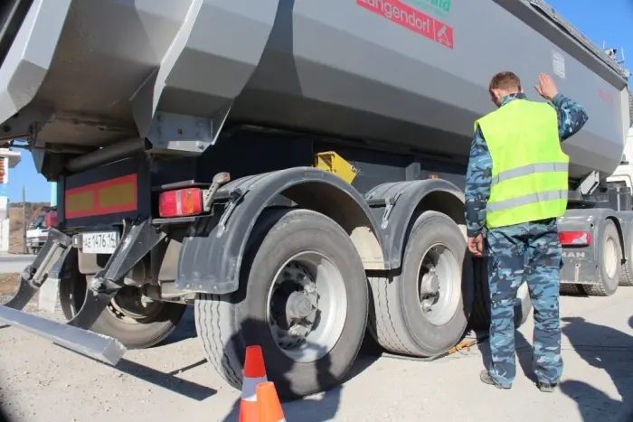 С мая вводятся ограничения на проезд транспорта по  дорогам республики