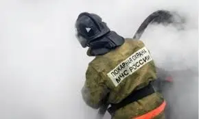 В Вилюйске спасли от огня частную баню