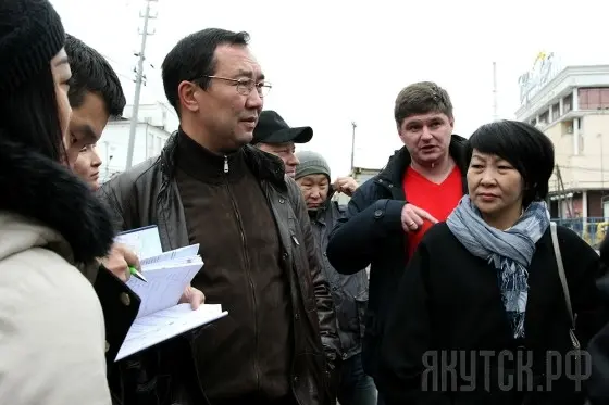 Жители Якутска просят Айсена Николаева задуматься об архитектурном облике столицы