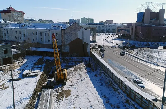 В центре Якутска может обвалиться 4-й магазин