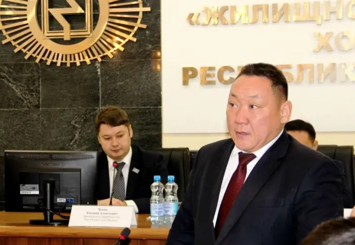 Виктора Омукова представили коллективу ГУП «ЖКХ РС (Я)»