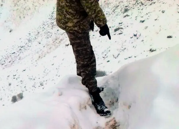 Уволенный сотрудник "Аэропорт ГСМ Сервис" сообщил о разливе керосина на Жатайской нефтебазе