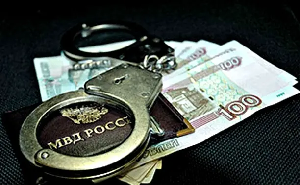 Пьяному пассажиру грозит уголовное дело за попытку дать взятку полицейскому
