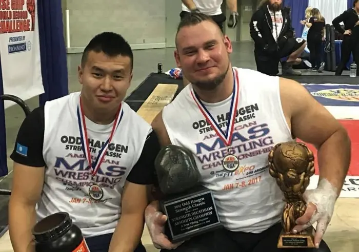 В США абсолютным чемпионом по мас-рестлингу стал якутянин Виталий Данилов