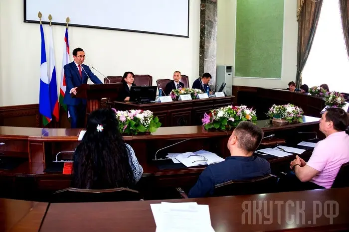 Айсен Николаев: нужно дать людям не рыбу, а удочку