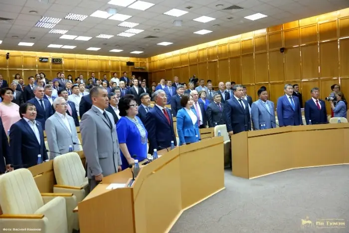 Якутские депутаты намерены создать условия для избранных