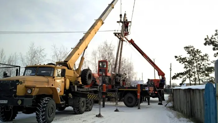 Энергетики восстановили опоры ЛЭП, сбитые при ДТП