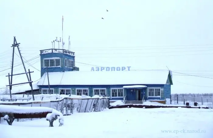 Уже полтора месяца у жителей Среднеколымска нет возможности вылететь из поселка