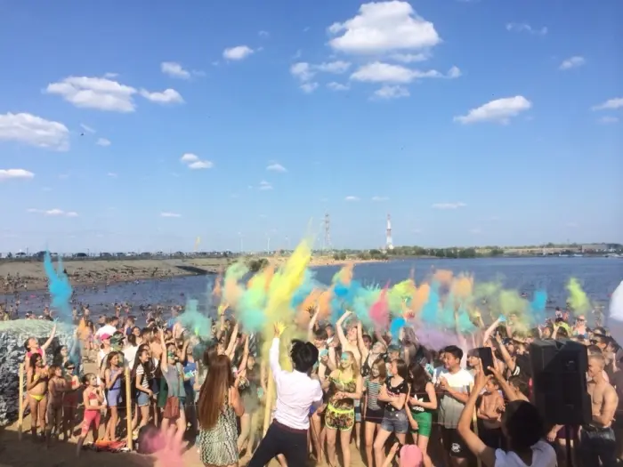 Праздничное открытие пляжа