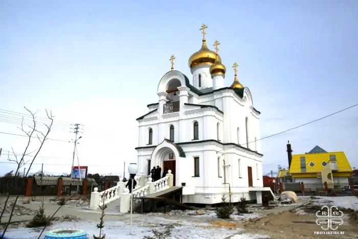 В воскресенье в Нижнем Бестяхе освятят Благовещенский храм