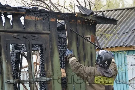 В Мирном сгорела частная дача