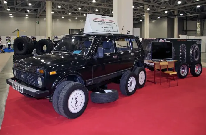 12-колесная «Нива» - гомункул российского автопрома