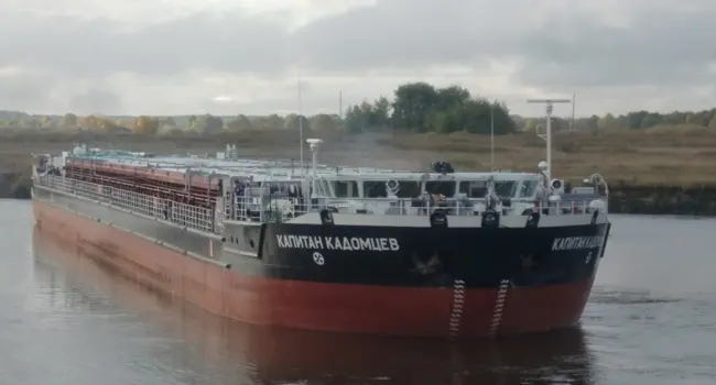 Правительство предлагает дальнобойщикам оплатить развитие речного транспорта