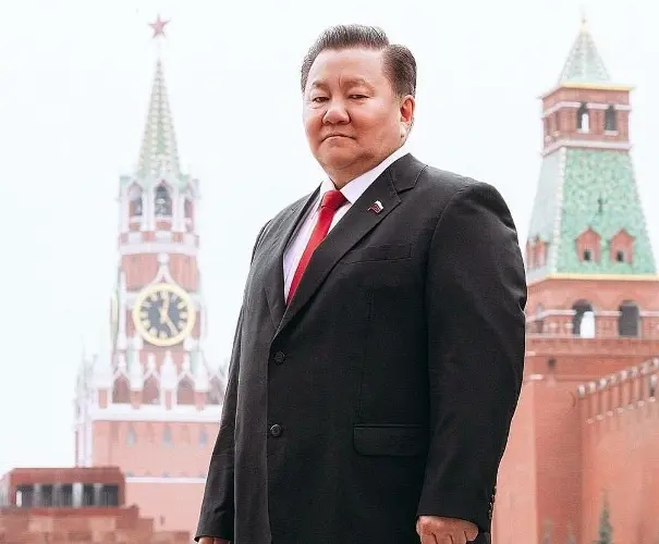 Тумусов назвал помойной ямой один из якутских сайтов
