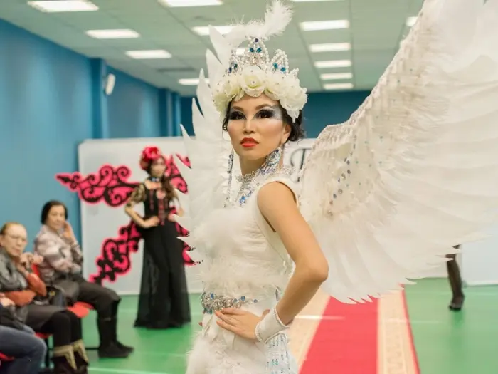 Конкурс молодых дизайнеров "Вознесись и сияй на FashionBoom"