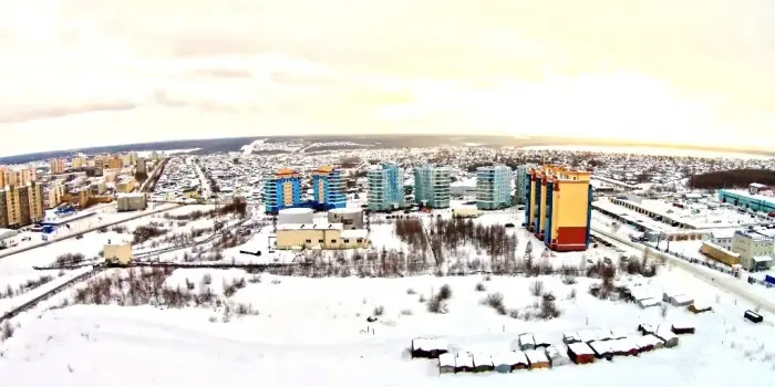Два жилых дома в городе Мирном загорелись в один день из-за замыкания электропроводки