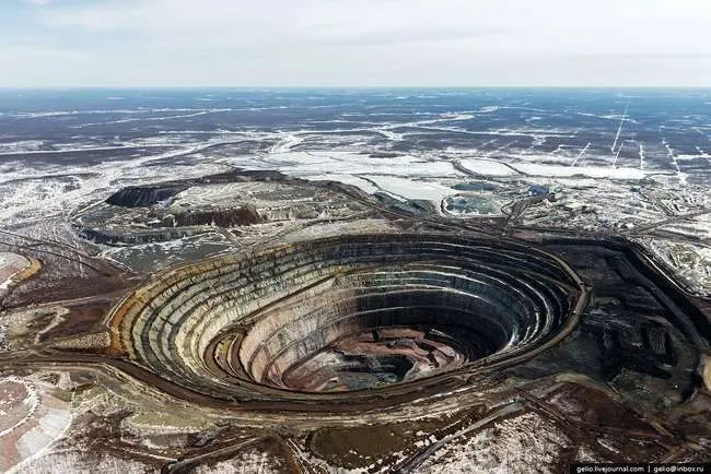 «Эсеры» просят не включать в приватизацию якутскую долю в «АЛРОСА»