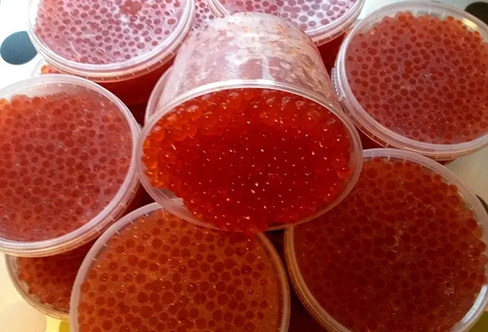 Жулик торговавший несуществующей икрой и запчастями предстанет перед судом
