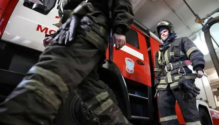 Жилой дом в Нерюнгри и частный гараж в Мирном горели в праздничные выходные