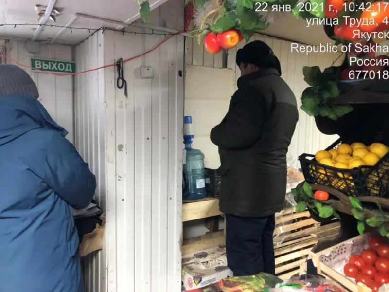 Нарушение налогового законодательства выявила межведомственная комиссия Якутска на одной из оптовых баз