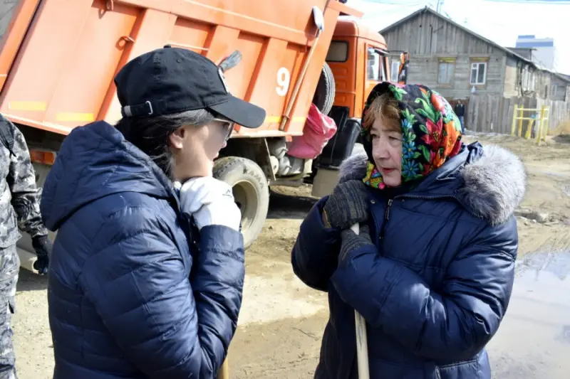 Айсен Николаев присвоил Сардане Авксентьевой звание «Заслуженный работник народного хозяйства Якутии»