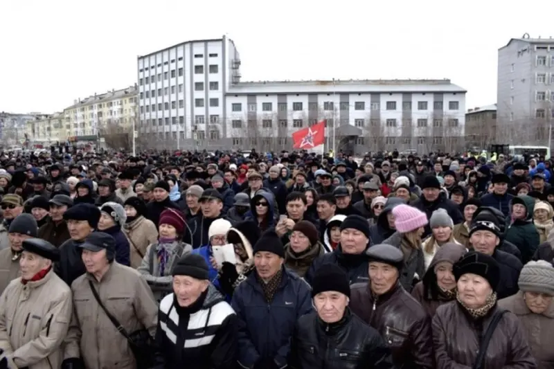 Селяне беднеют, чиновники и промышленники богатеют: В Якутии растет социальное расслоение